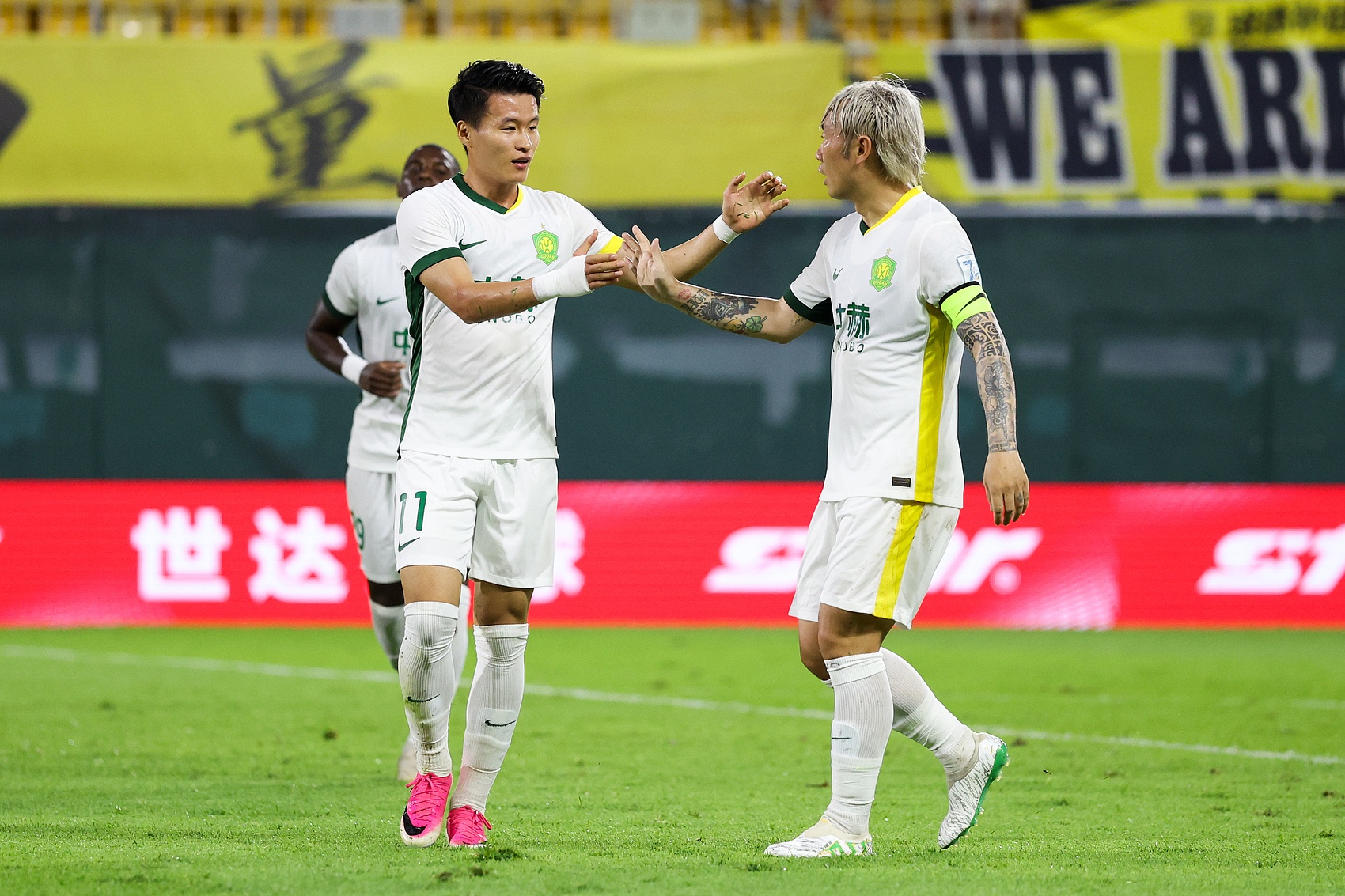 林良铭梅开二度+中柱+造点失点 国安2-1客胜广州豹
