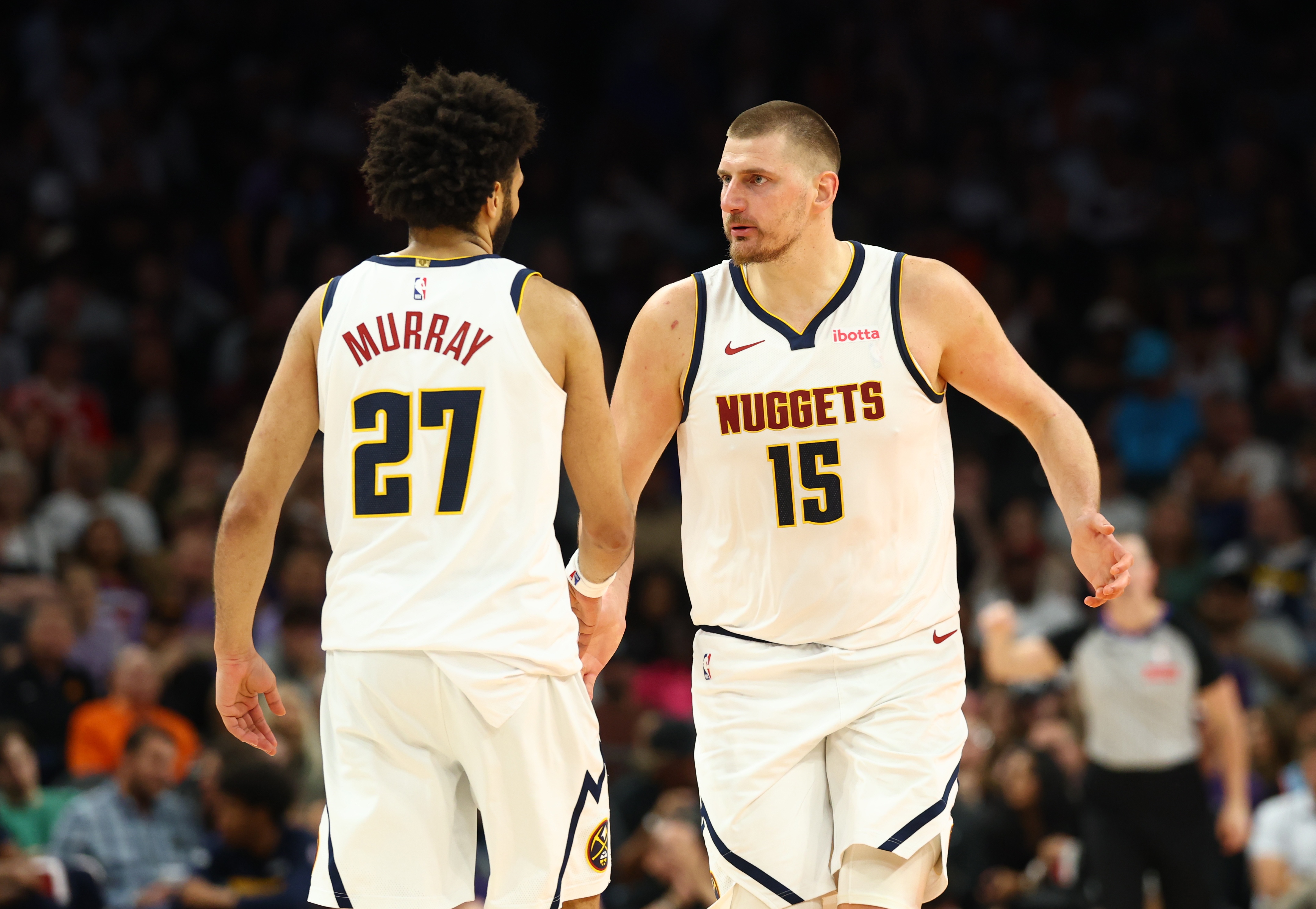 卡梅隆·约翰逊：约基奇-穆雷二人转是NBA最难防守战术