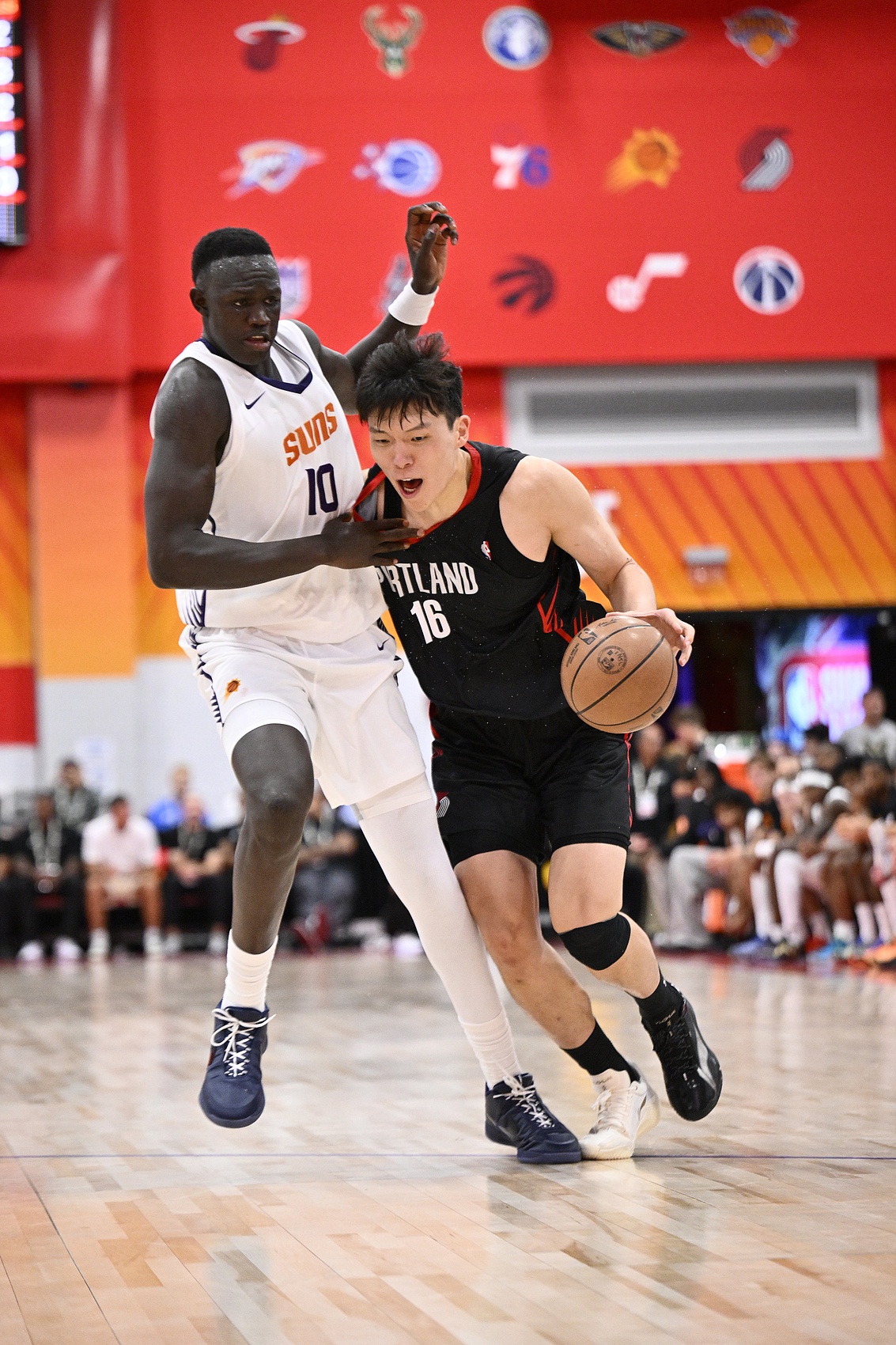 杨瀚森夏联首秀12+9+4 三分2中2，管维佳：机会不是给的而是抢的