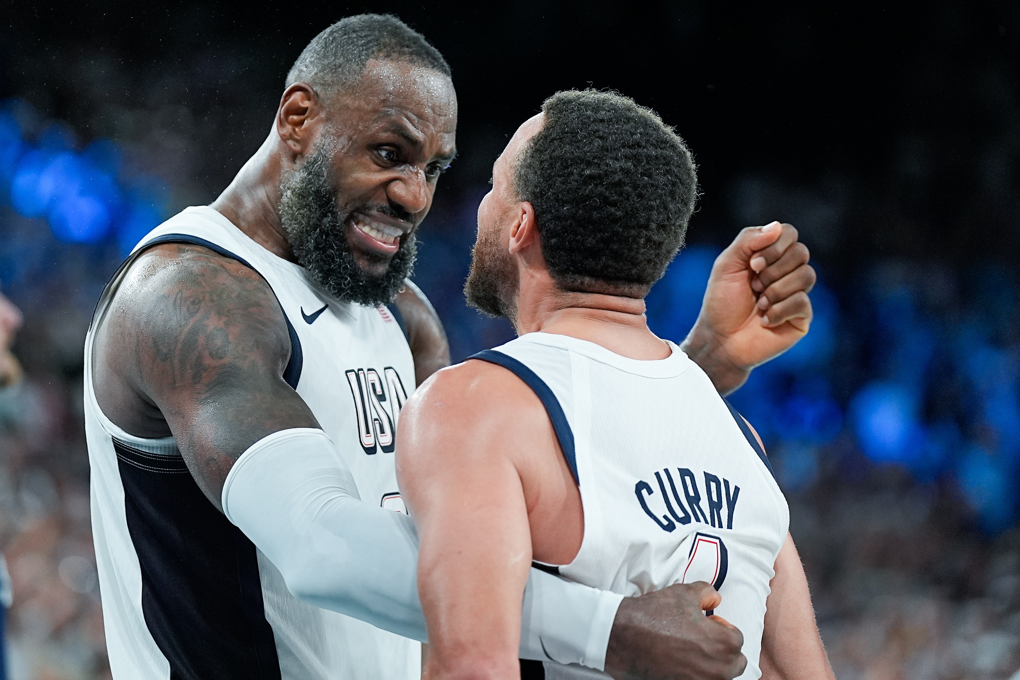 ESPN标题乌龙:詹姆斯加盟勇士?内容毫无关联