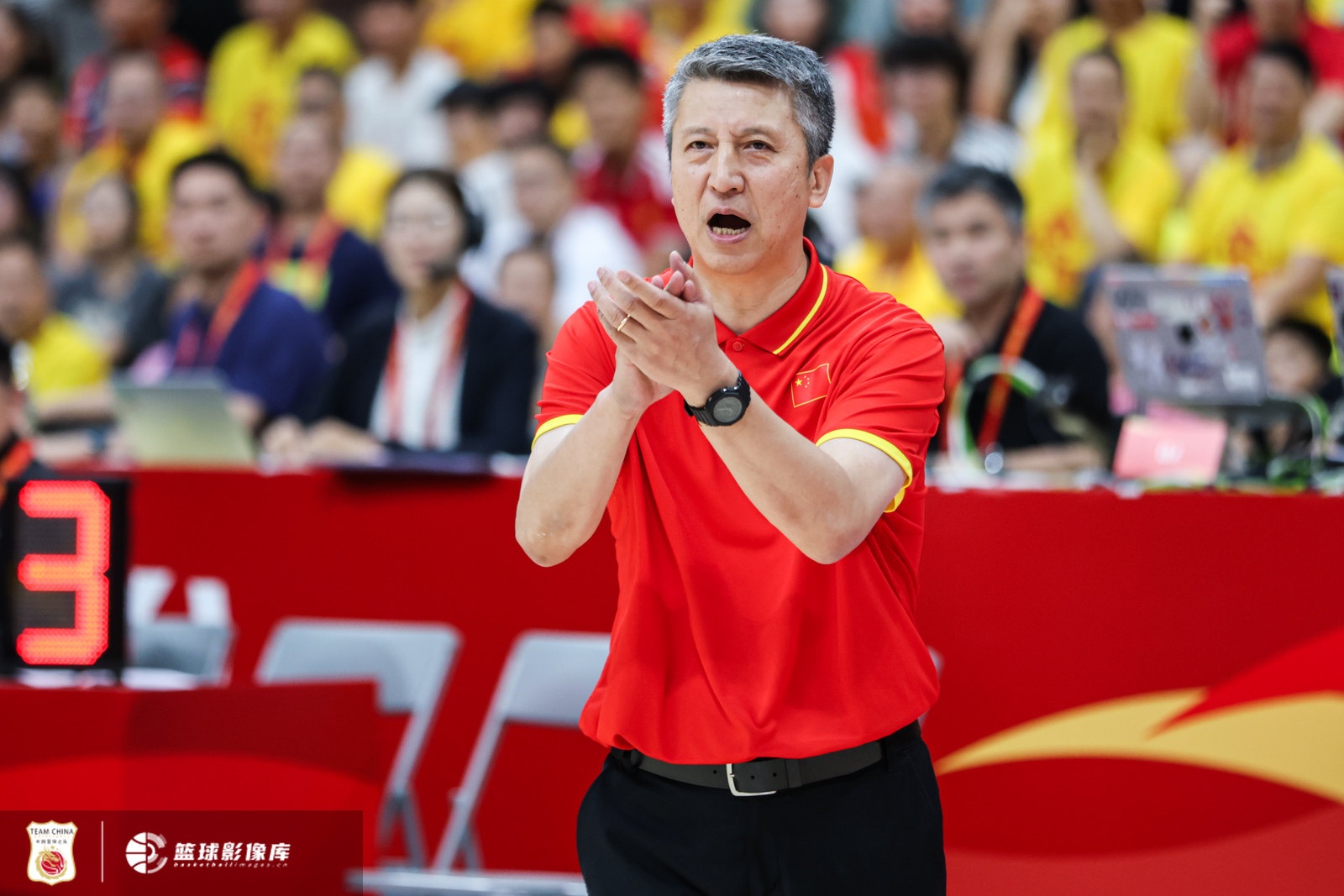 媒体人:中国男篮可以缓一口气了 第二阶段六场全胜也不是不可能 媒体人:中国男篮可以缓一口气了 第二阶段六场全胜也不是不可能