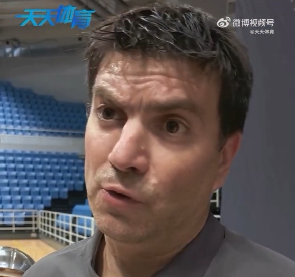 哈里斯:很荣幸成为北控主教练 希望能给北控建立起一个体系 哈里斯:很荣幸成为北控主教练 希望能给北控建立起一个体系