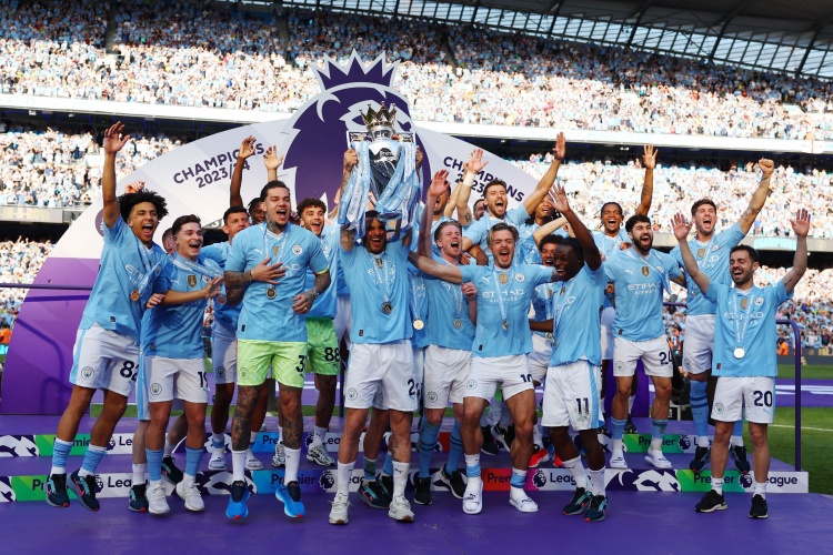 TA：曼城大部分顶星不会愿意踢英冠；有人认为应约束曼城后续行为